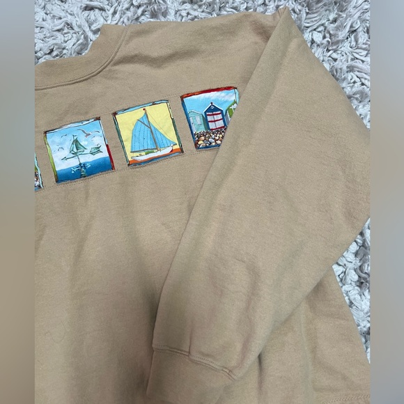 New England Crew Neck - Picture 1 of 2